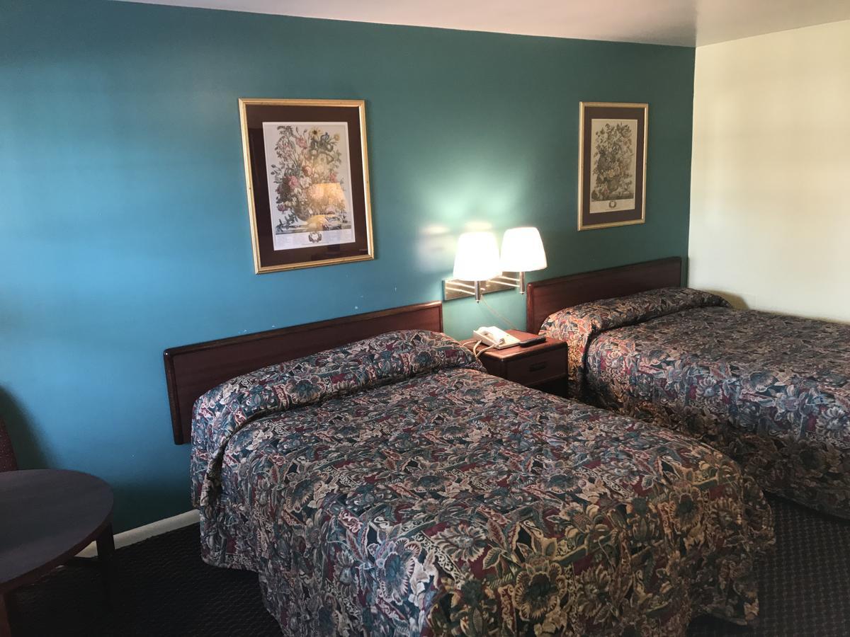 Budget Host Three Crowns Gettysburg Exterior foto