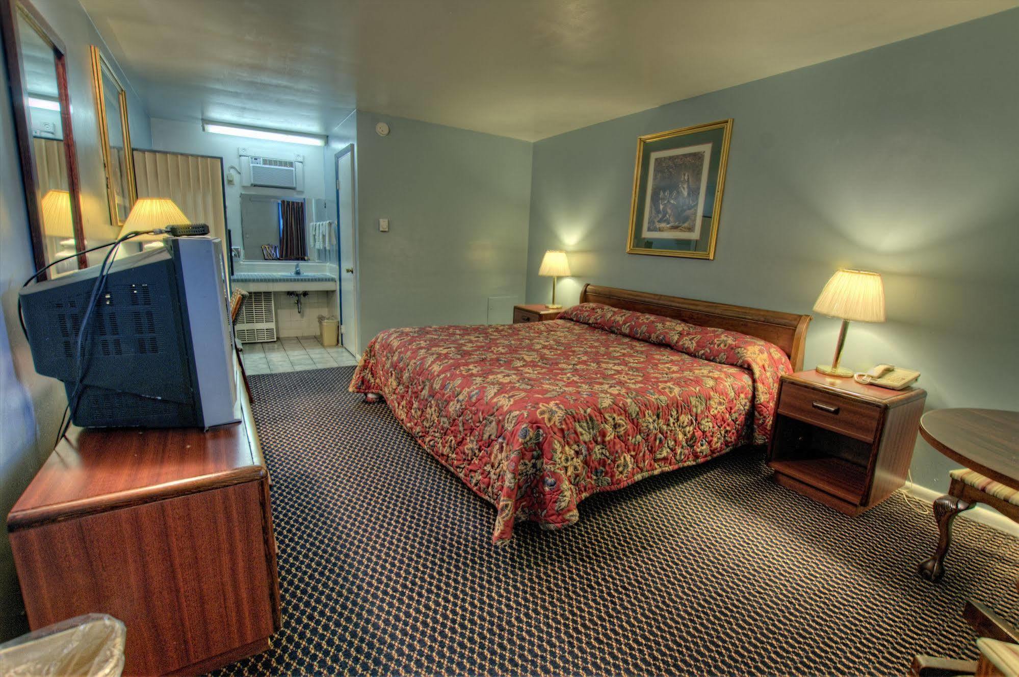 Budget Host Three Crowns Gettysburg Exterior foto